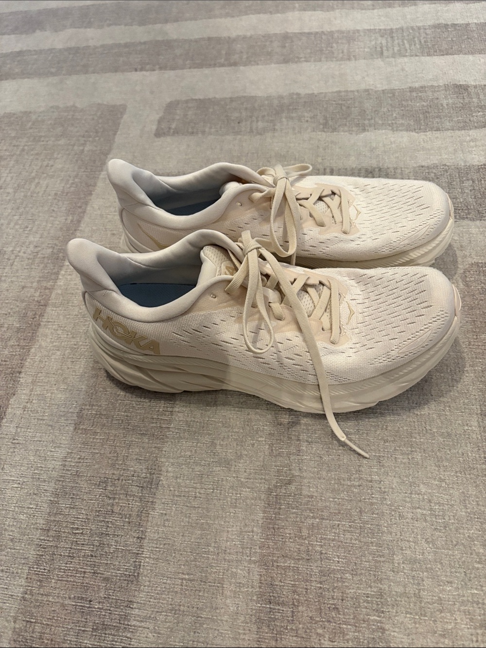 Women’s HOKA Clifton 8 -Eggnog/Shifting Sand
